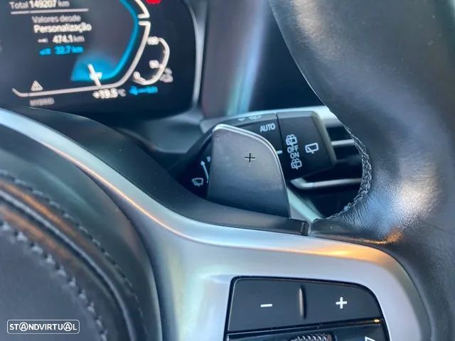 BMW 320 e Touring Pack Desportivo M Auto - 19