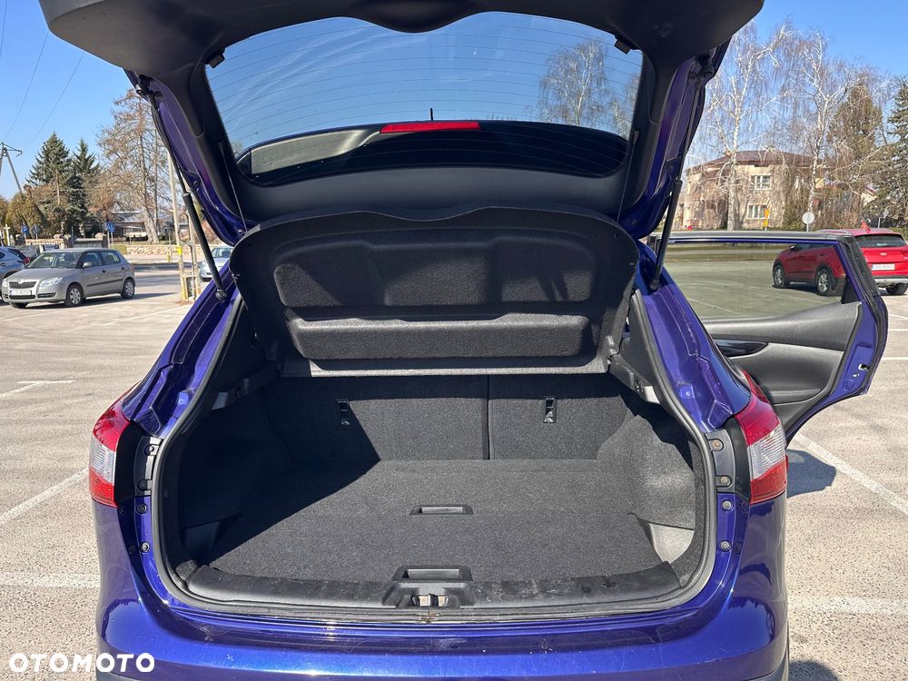 Nissan Qashqai 1.2 DIG-T N-Vision - 15