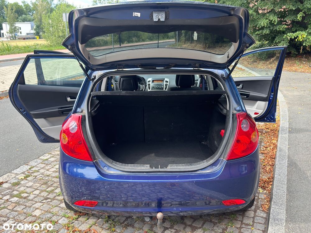 Kia Ceed 2.0 CRDi Mind - 9
