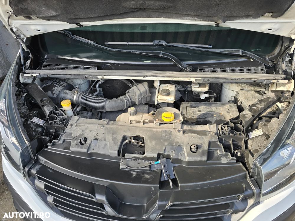 Renault Trafic - 16