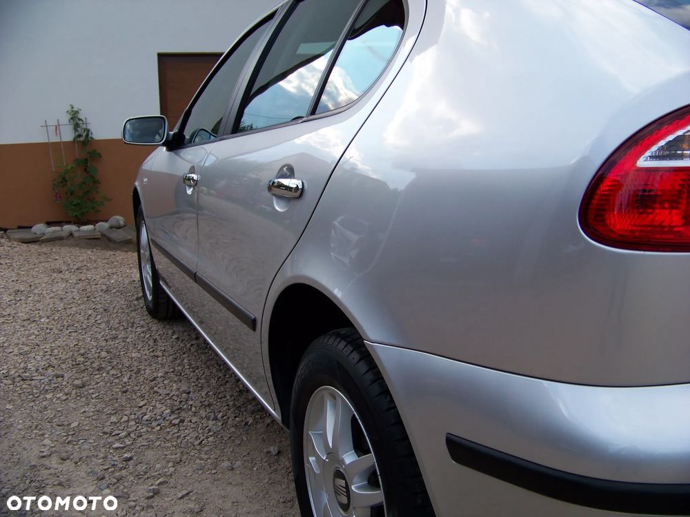 Seat Leon 1.6 Signo - 11