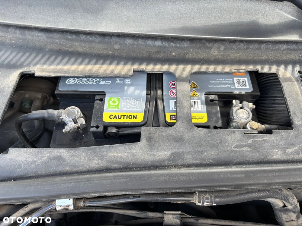 Volkswagen Passat - 14