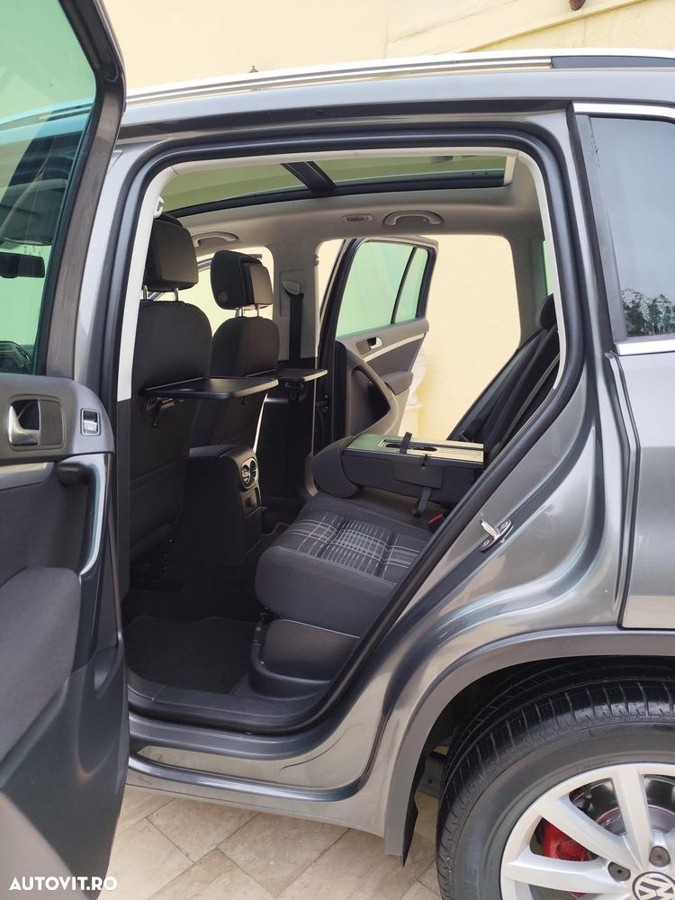 Volkswagen Tiguan - 8