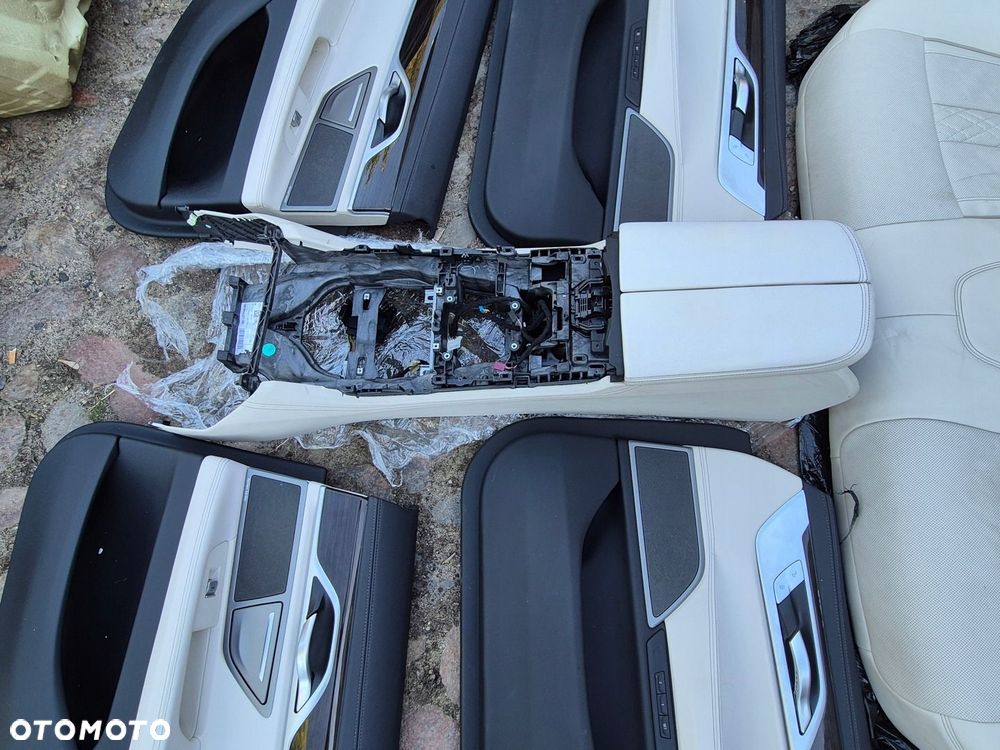 fotele kanapa tapicerka BMW 7 G11 - 9