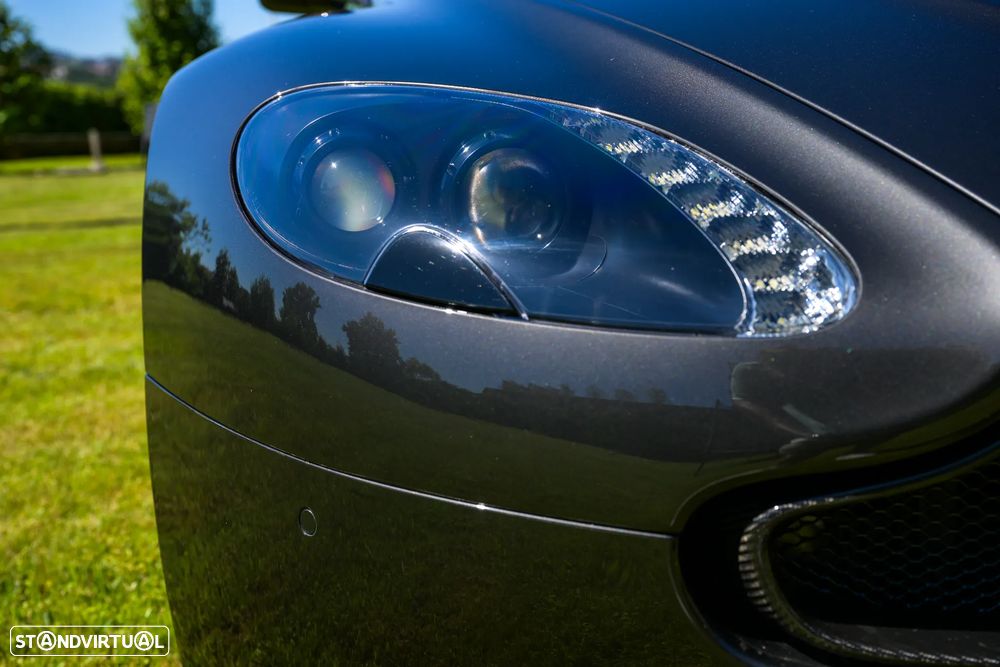 Aston Martin Vantage Roadster V12 S Sportshift 3 - 14