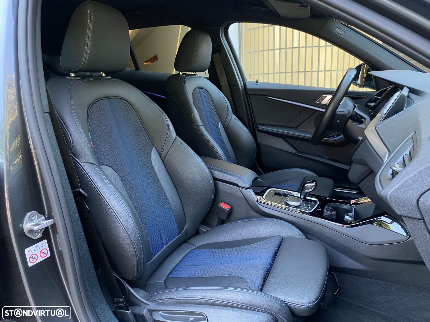 BMW 118 i Pack Desportivo M Auto - 10