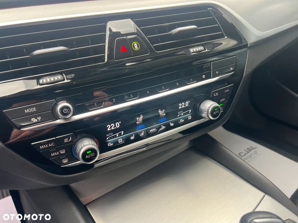 BMW Seria 5 - 25