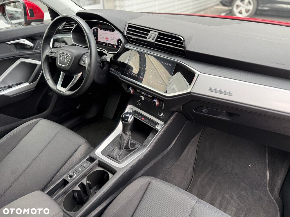 Audi Q3 - 22