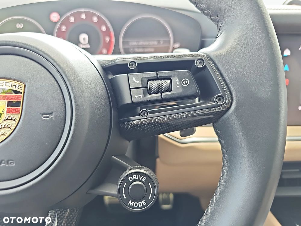 Porsche Cayenne Standard - 19