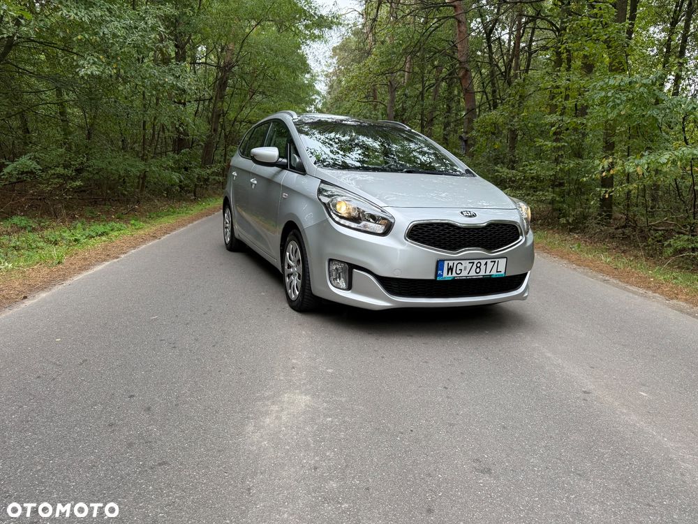 Kia Carens 1.7 CRDi 115 Dream Team Edition - 8