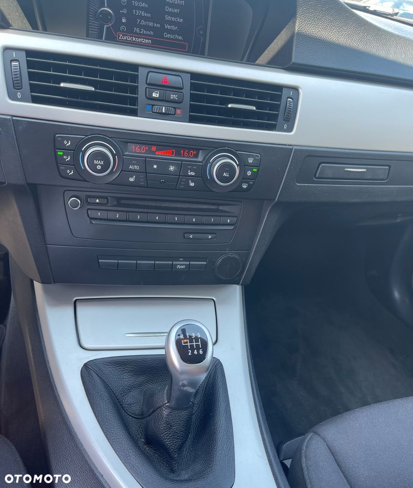 BMW Seria 3 318i Edition Lifestyle - 18