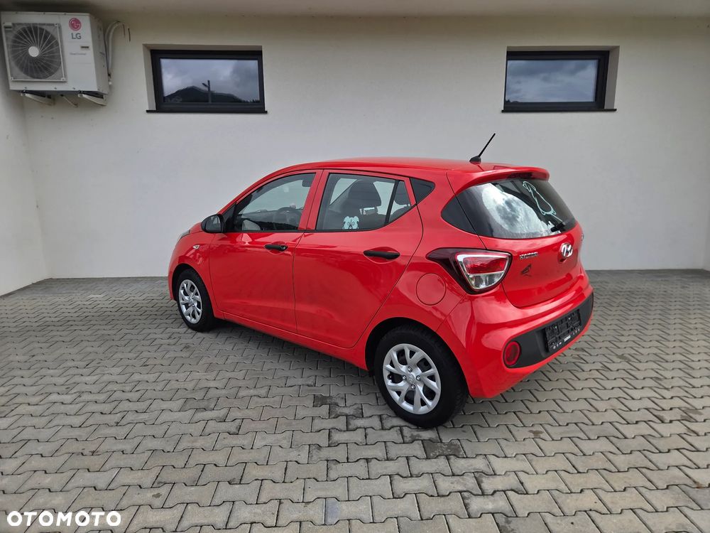 Hyundai i10 - 17