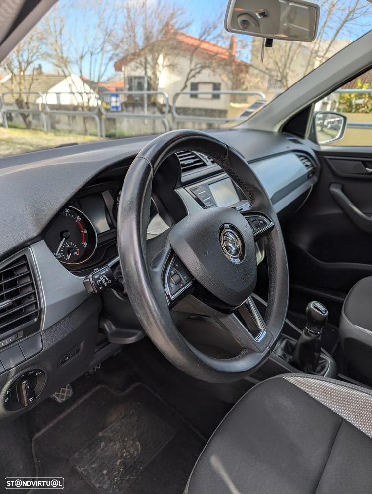 Skoda Fabia 1.0 Active - 9