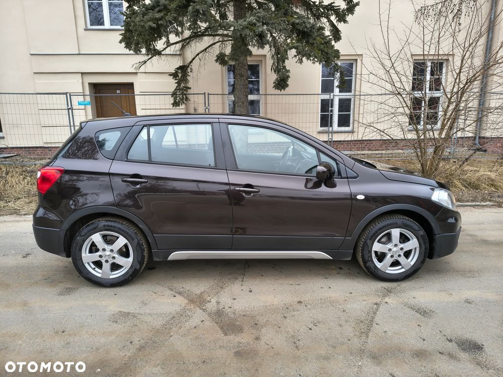 Suzuki SX4 S-Cross 1.6 VVT 4x2 Comfort - 5