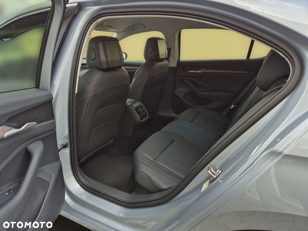 Skoda Superb 1.5 TSI mHEV L&K DSG - 16