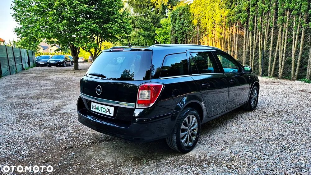 Opel Astra 1.6 NAVI - 16