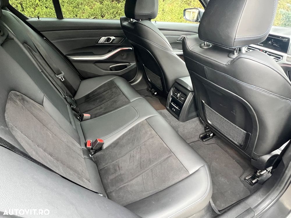 BMW Seria 3 330e xDrive Aut. M Sport - 13