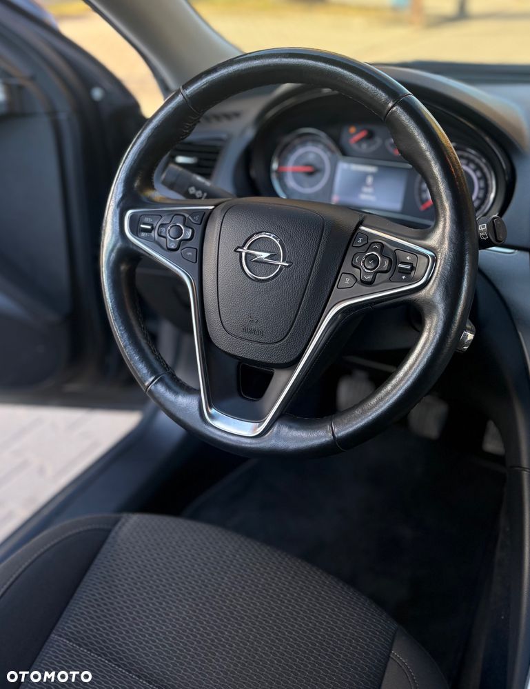 Opel Insignia - 19