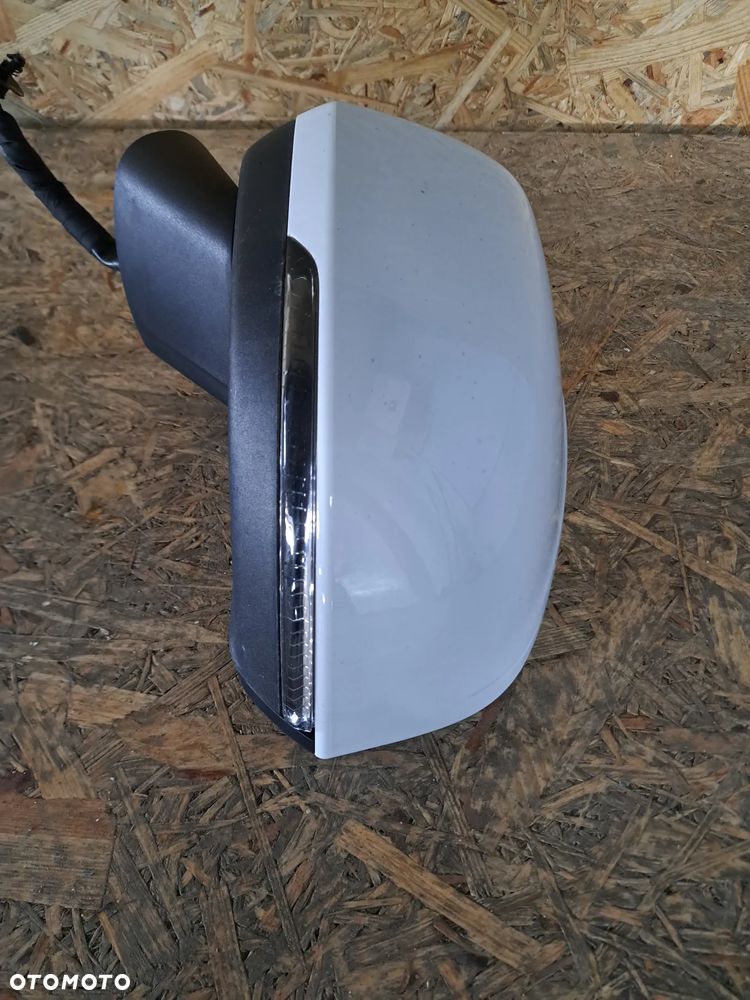 Volvo XC40 lusterko lewe zewnetrzne kod lakieru 614  9 pin - 3