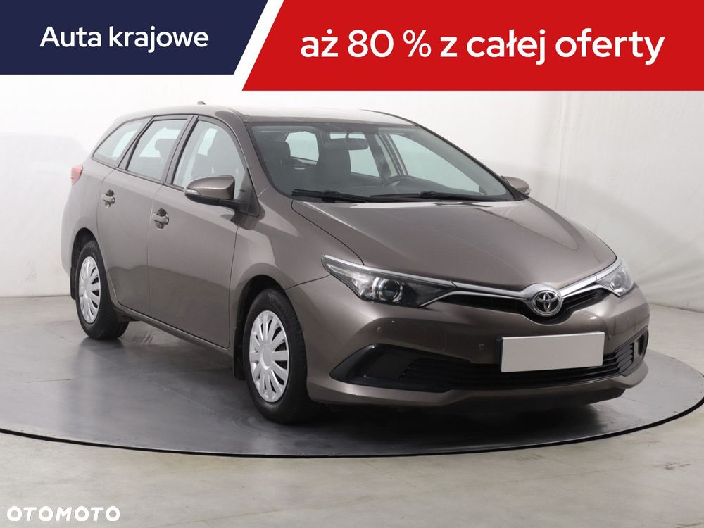 Toyota Auris - 3