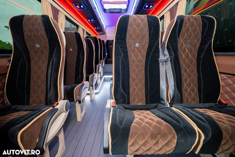 Mercedes-Benz Sprinter 517 CDI - Microbuz 19+1+1 - Cala adancita - 2