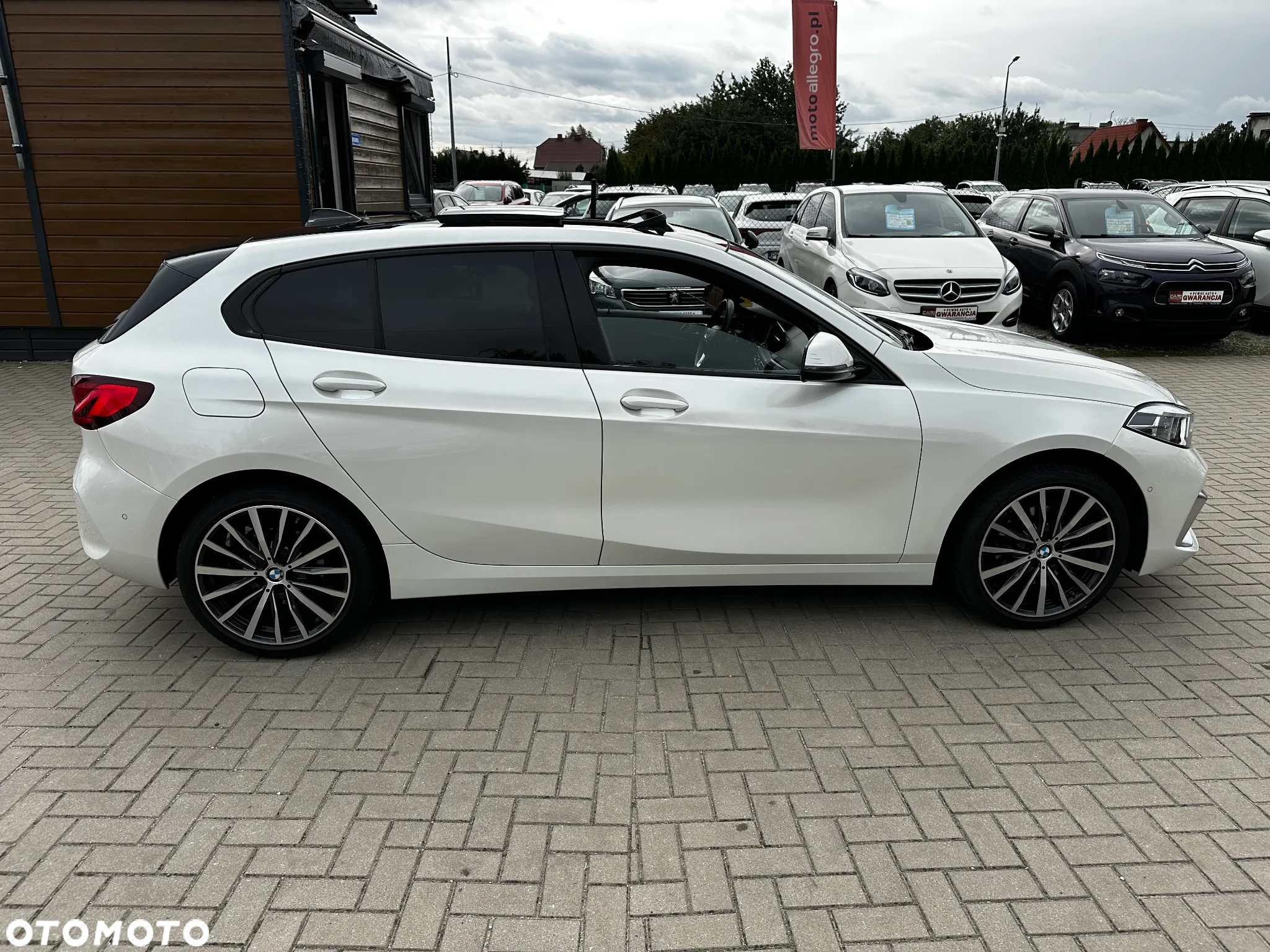 BMW Seria 1 - 38