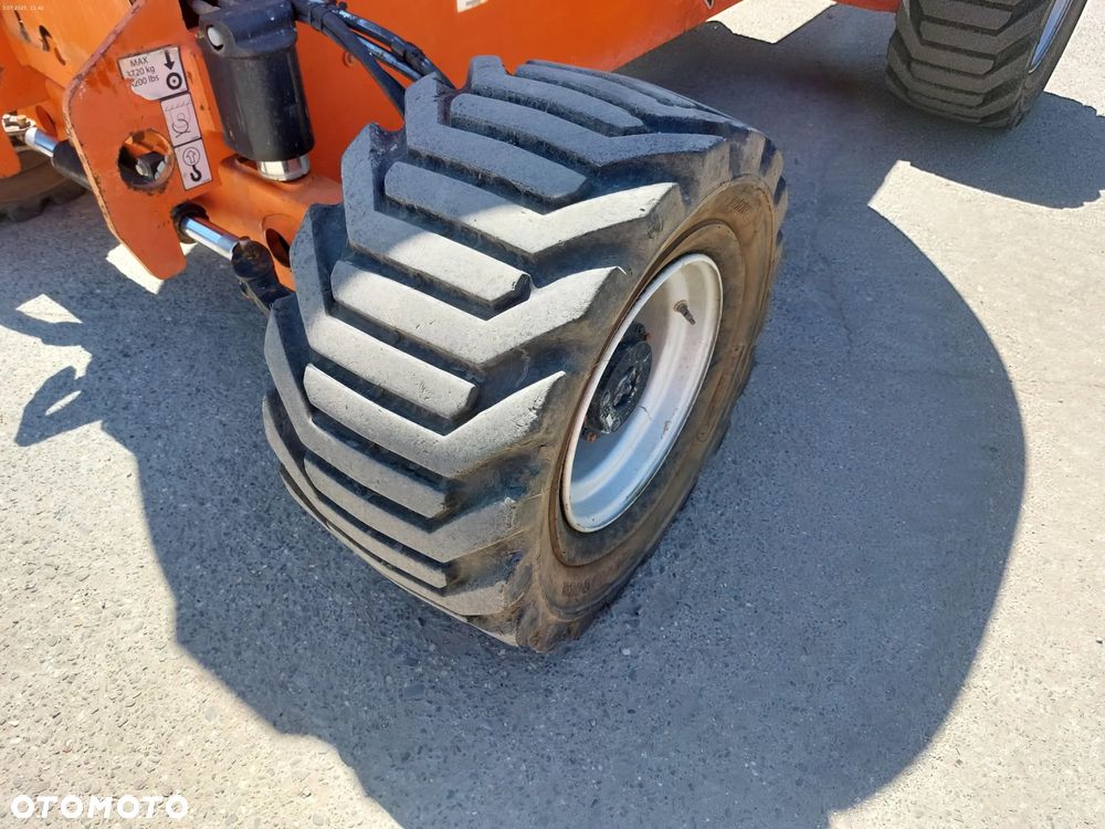 JLG 510AJ - 24