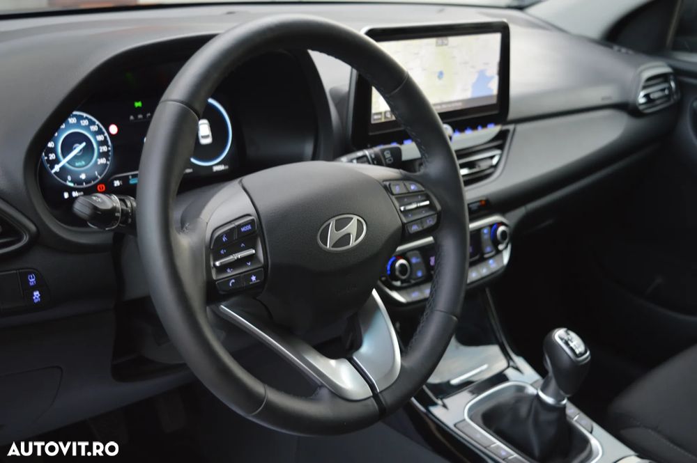 Hyundai i30 1.5 96CP M/T Highway - 8