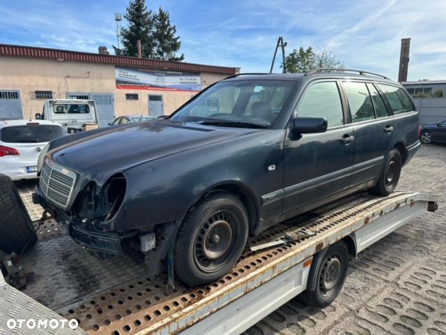 Mercedes-Benz Klasa E - 5