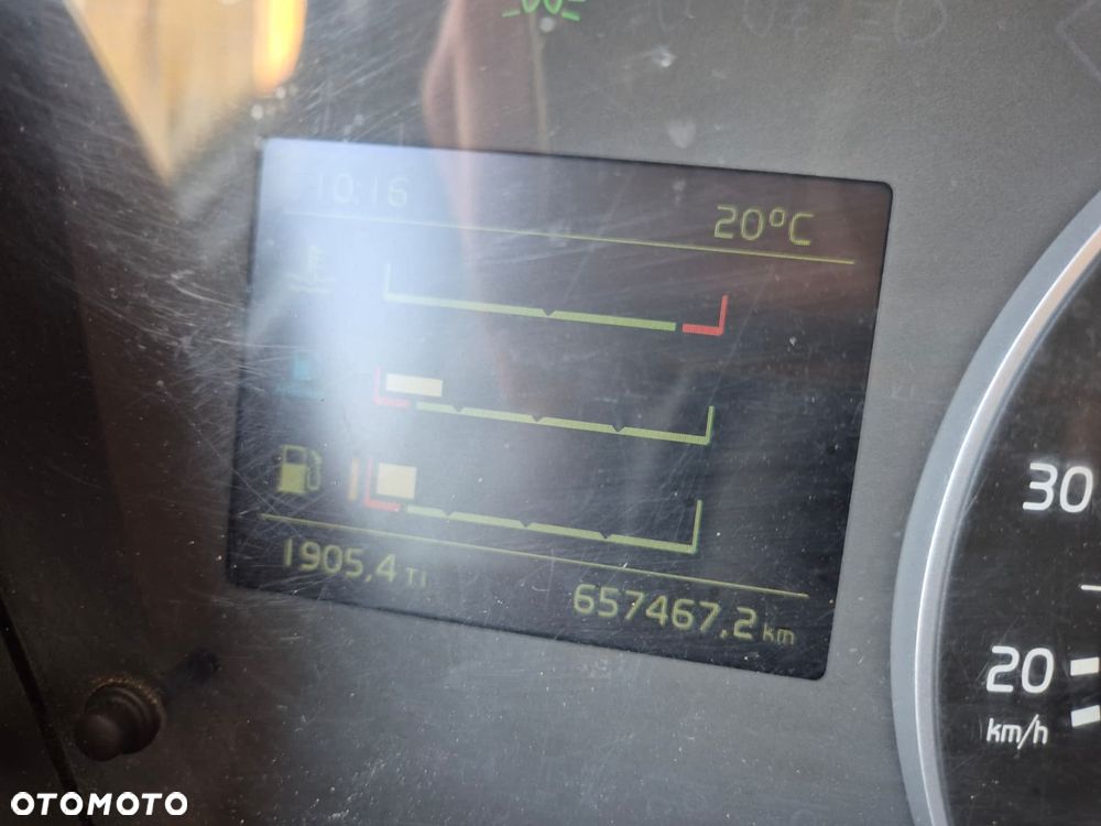 Volvo FM 340 4X2 / CHŁODNIA IZOTERMA / CARRIER VECTOR i350 / WINDA 2500KG / BEZWYPADKOWY / 1 WŁ / EURO 6 / AUTOMAT / IDEALNY / 9000KG ŁADOWNOŚĆ / WEBASTO - 36