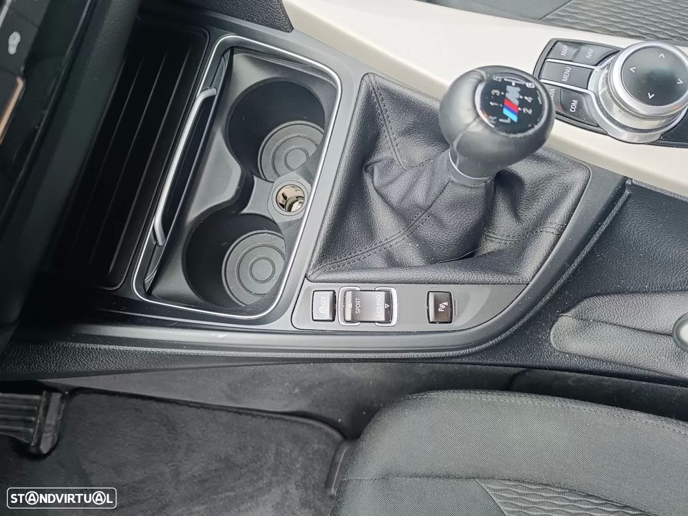 BMW 318 d M Sport - 24