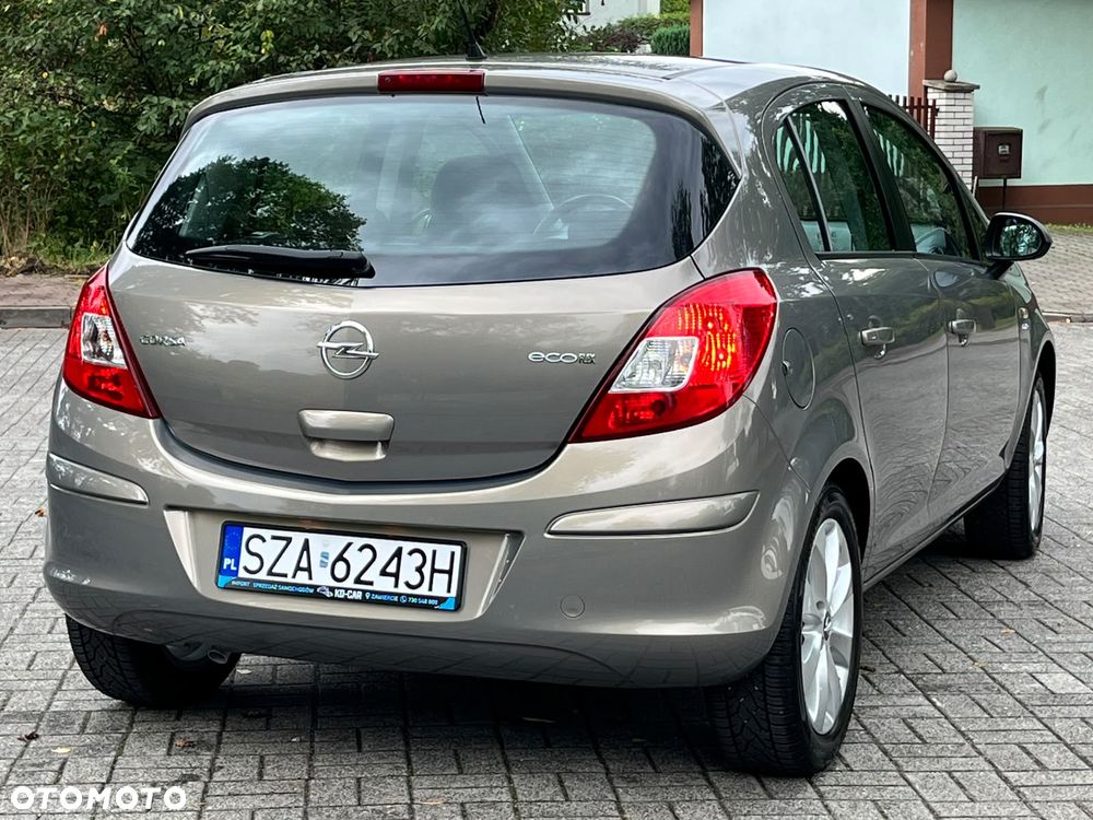 Opel Corsa 1.2 16V Edition / Active - 13