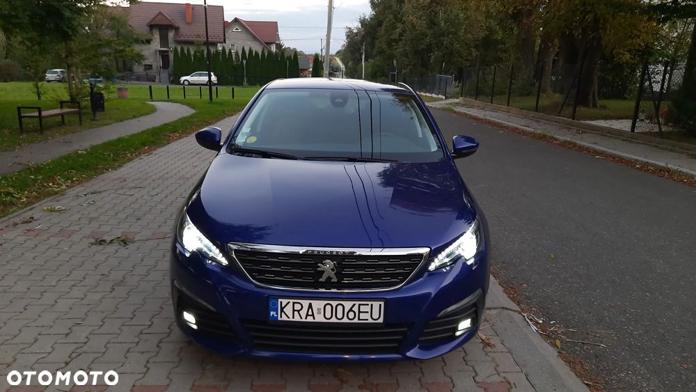 Peugeot 308 1.5 BlueHDi Active Pack Business S&S EAT8 - 17