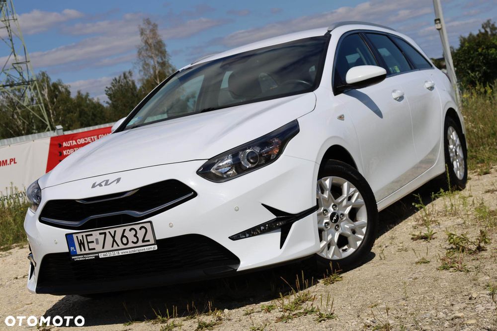 Kia Ceed 1.5 T-GDI M - 3