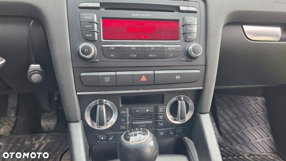 Audi A3 3-drzwiowe 2.0 TDI DPF Attraction - 24