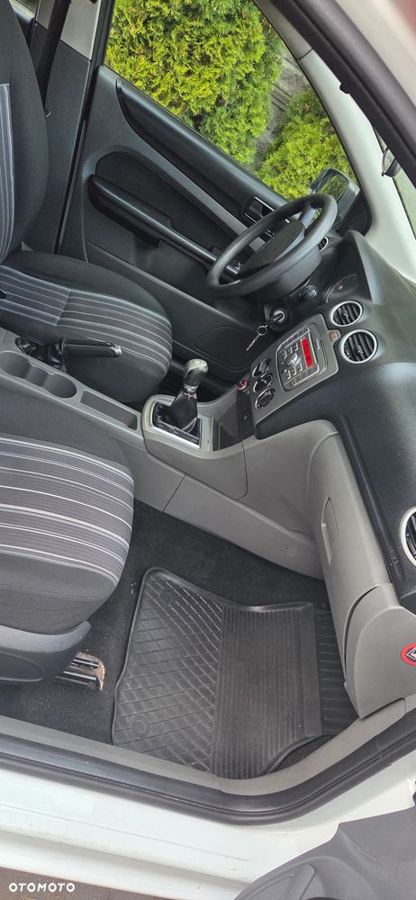 Ford Focus 1.6 TDCi Ambiente - 6