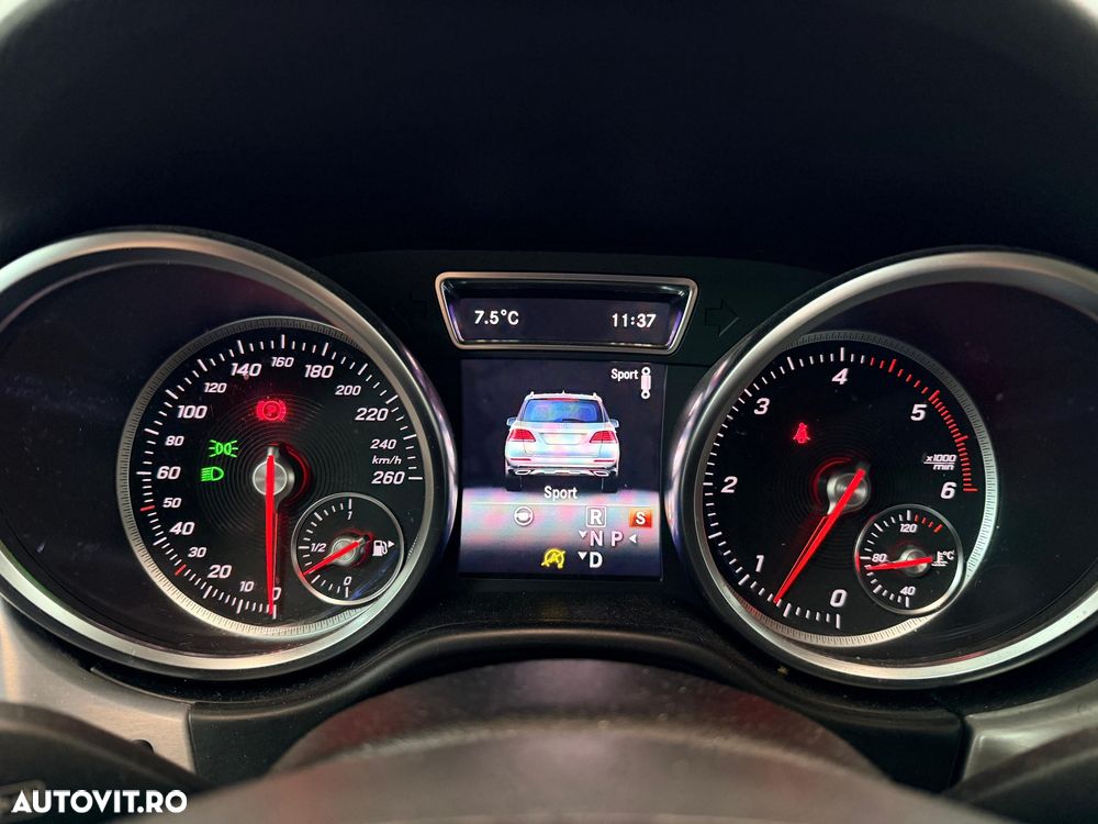 Mercedes-Benz GLE - 24