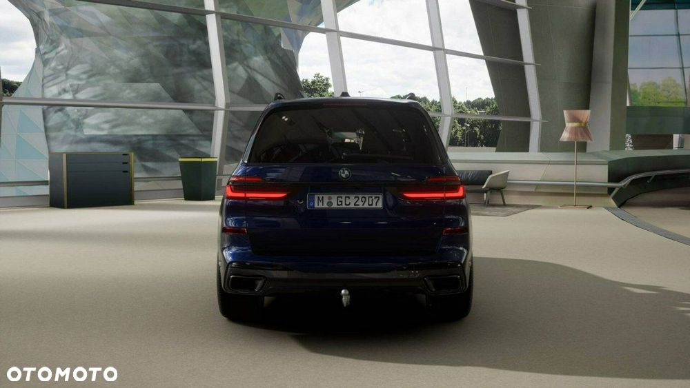 BMW X7 - 7