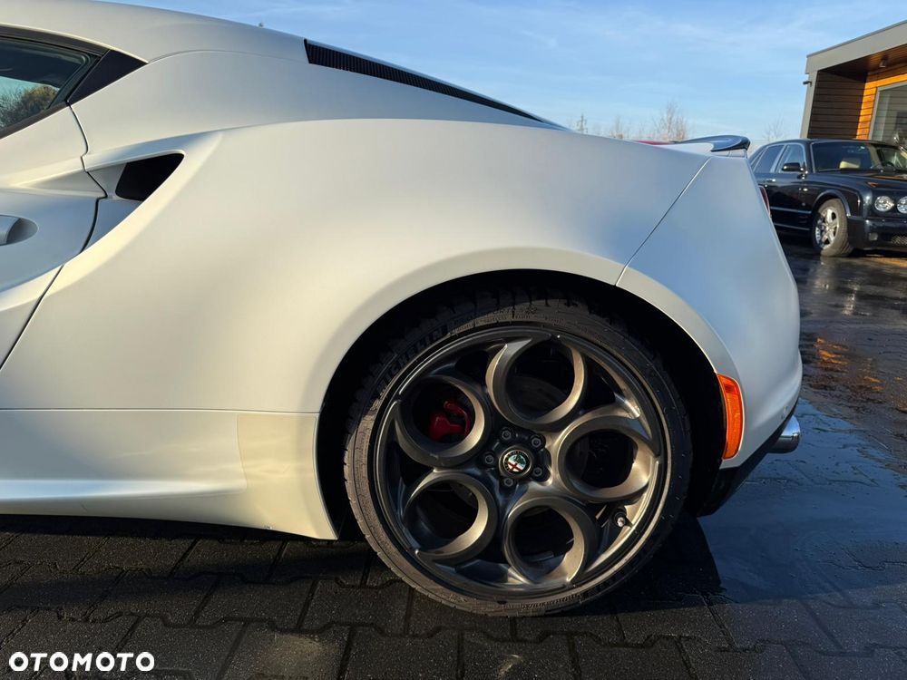 Alfa Romeo 4C 1.8 TBi - 19