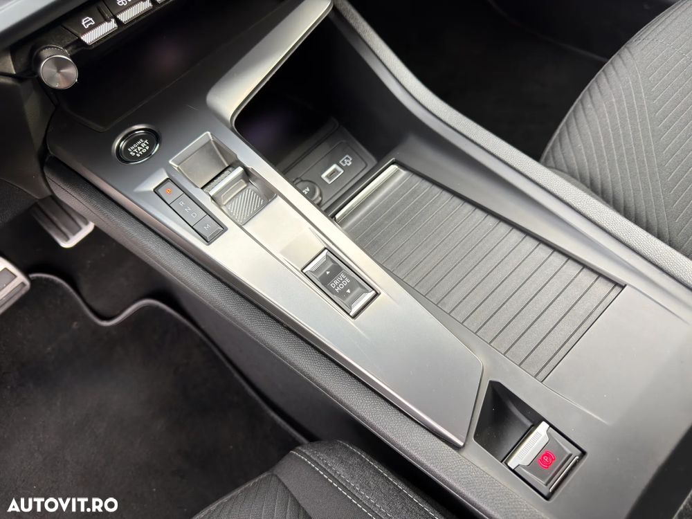 Peugeot 308 1.2L PureTech S&S EAT8 Allure Pack - 22