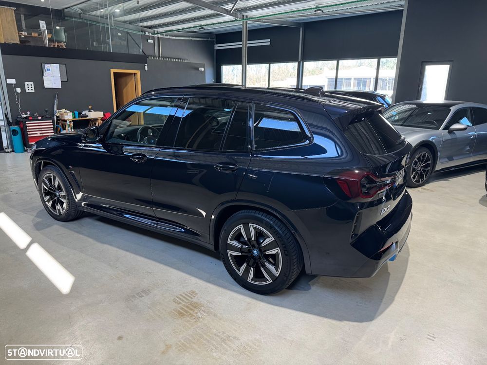 BMW iX3 M Sport Inspiring - 9