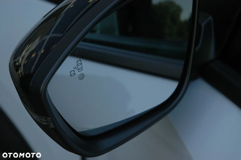 Peugeot 2008 1.2 PureTech Allure S&S EAT8 - 15