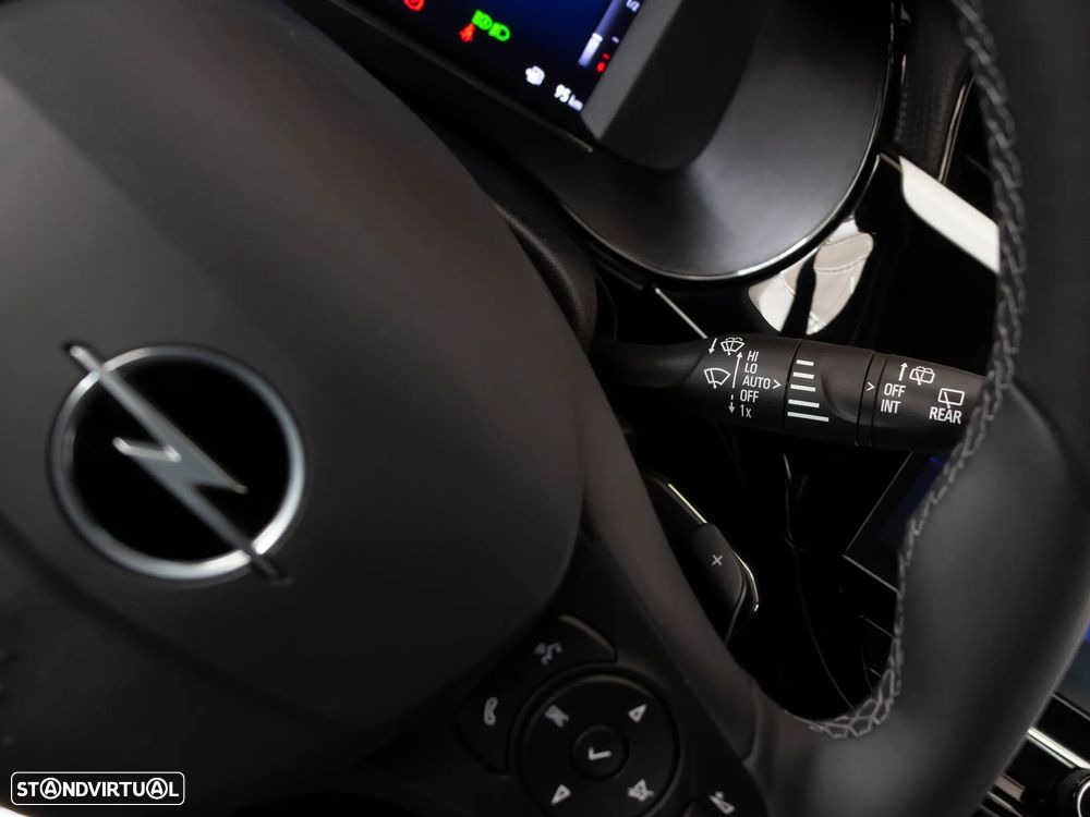 Opel Corsa 1.2 T Hybrid EdCT - 26