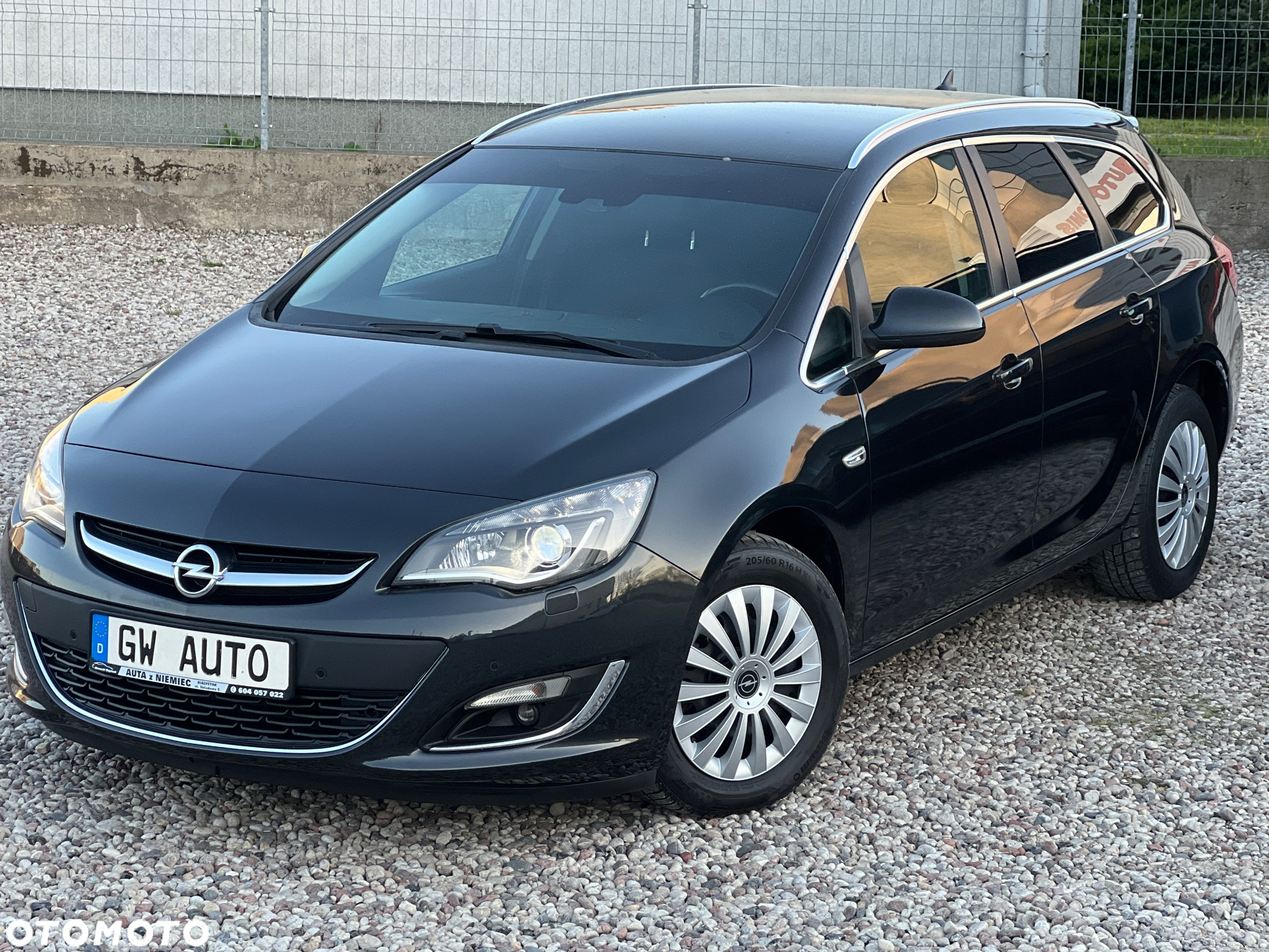 Opel Astra 2.0 CDTI ecoFLEX Start/Stop Exklusiv - 4