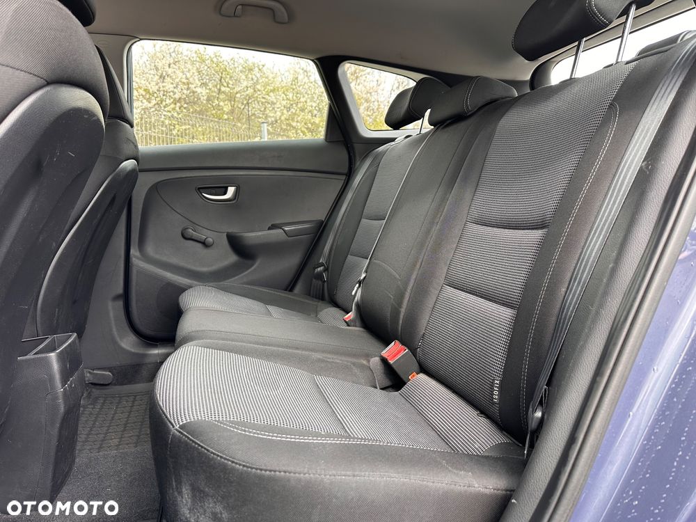 Hyundai i30 1.6 CRDi Classic - 9
