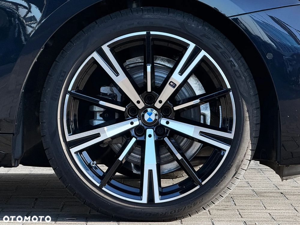 BMW Seria 5 - 12