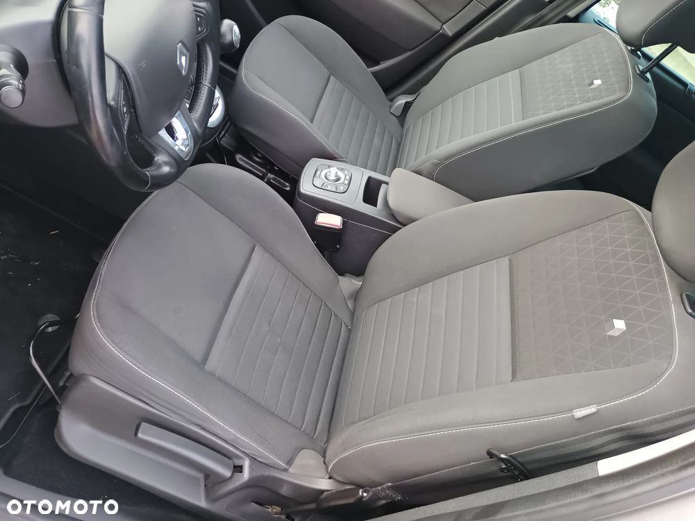 Renault Scenic - 21