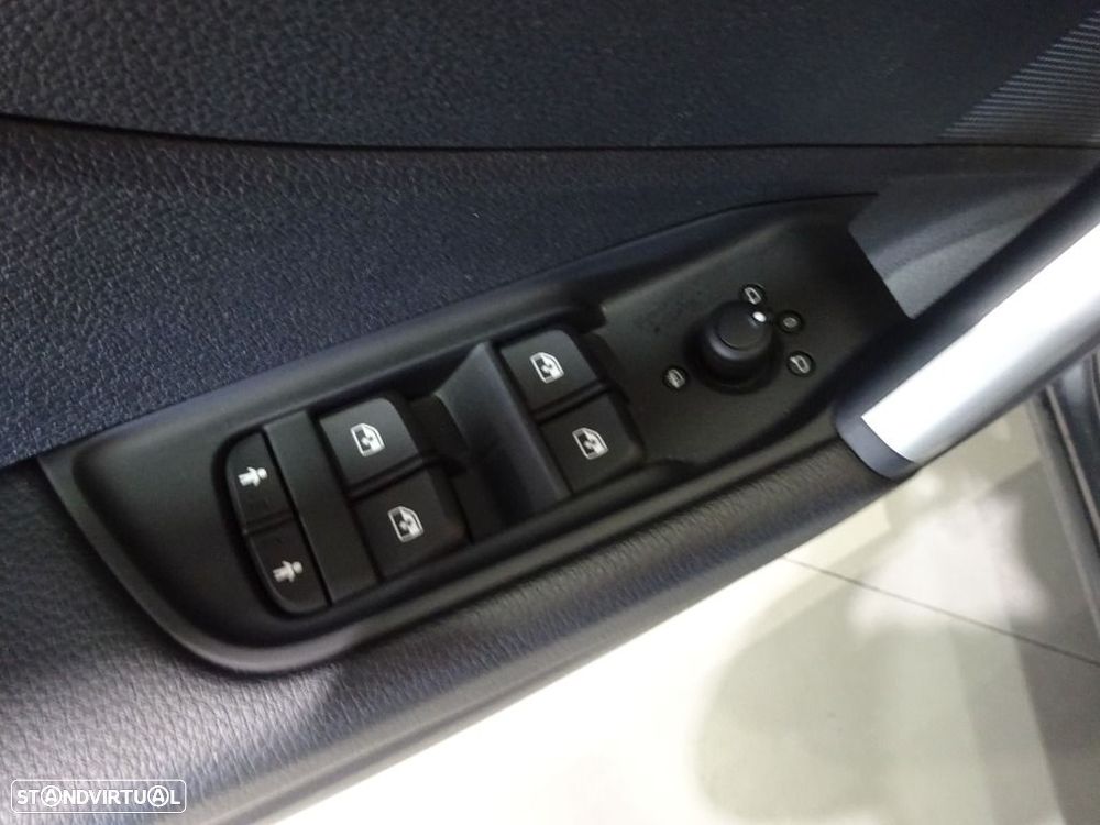 Audi Q2 30 TDI Advanced - 9