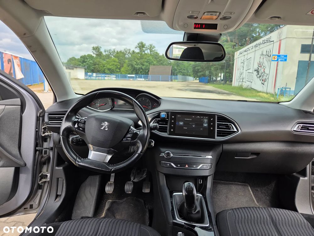 Peugeot 308 - 6