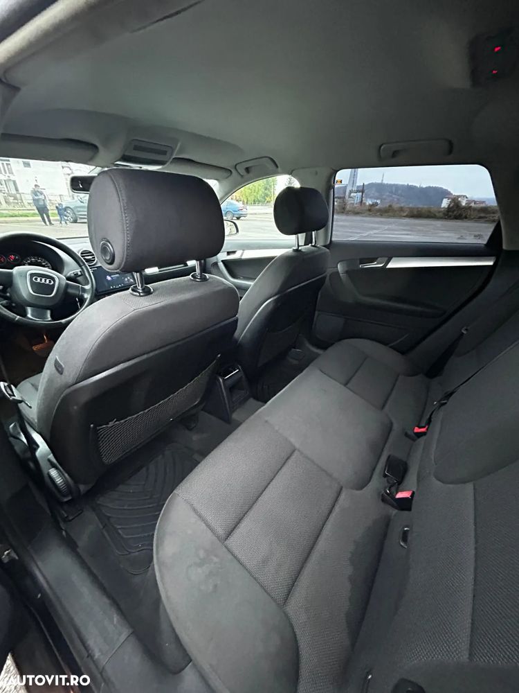 Audi A3 Sportback 2.0 TDI DSG Ambiente Aut - 13